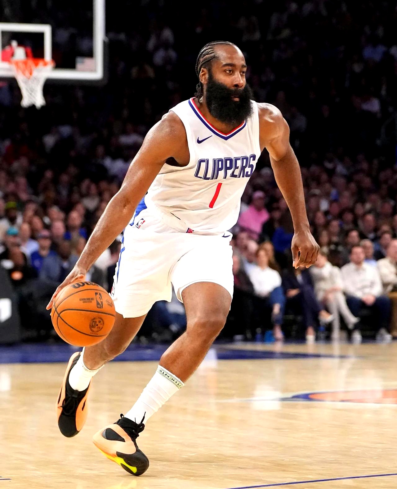  哈登连续十场比赛得分超过精彩发挥，切尔西挑战极限！