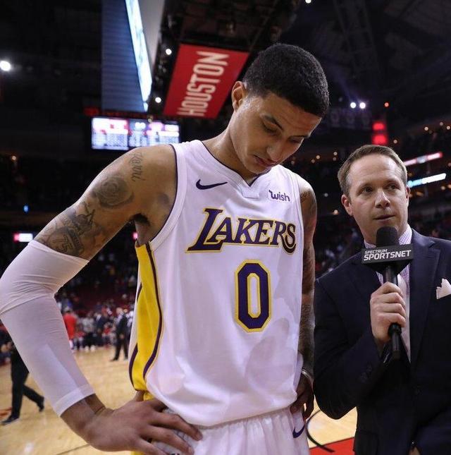 包含蒂姆迎来十二赛季高光表现，快船球迷沸腾！的词条